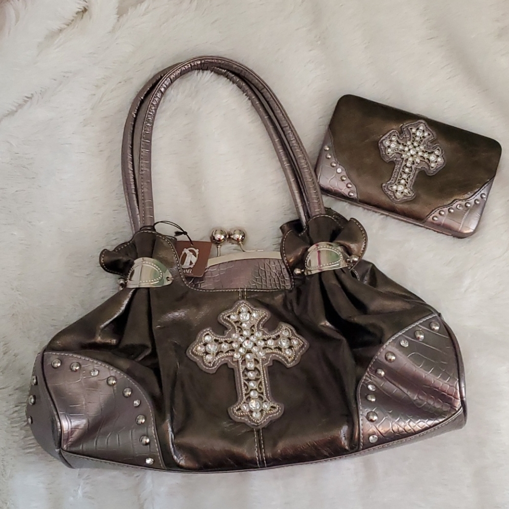 NWT Hananel Gray Rhinestone Cross Bag & Wallet